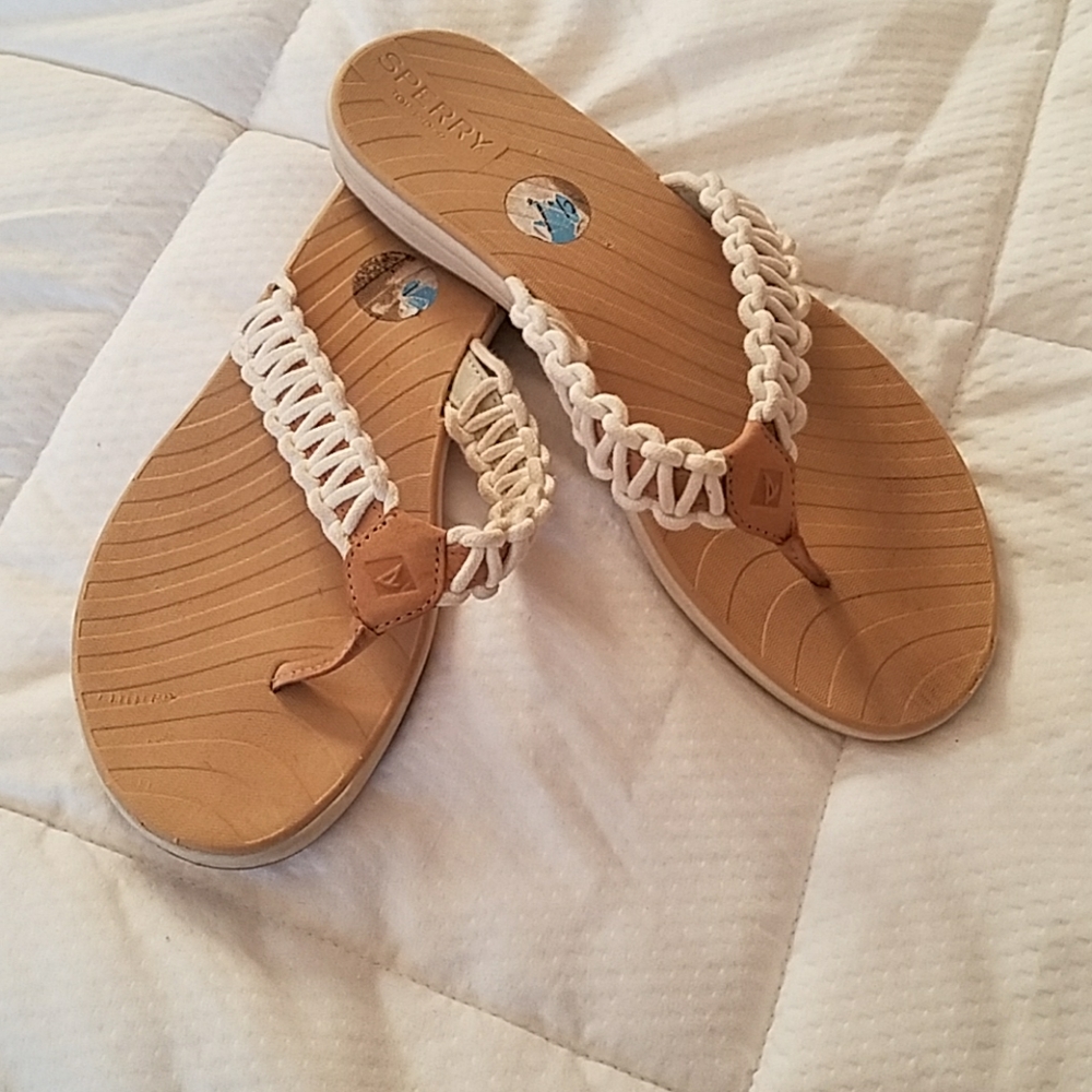Sperry sandles